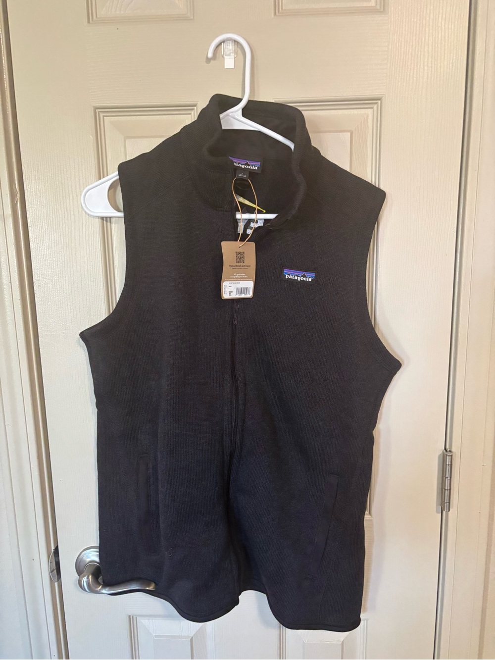 Patagonia Black Fleece Vest - Classic Zip Front Women’s Large